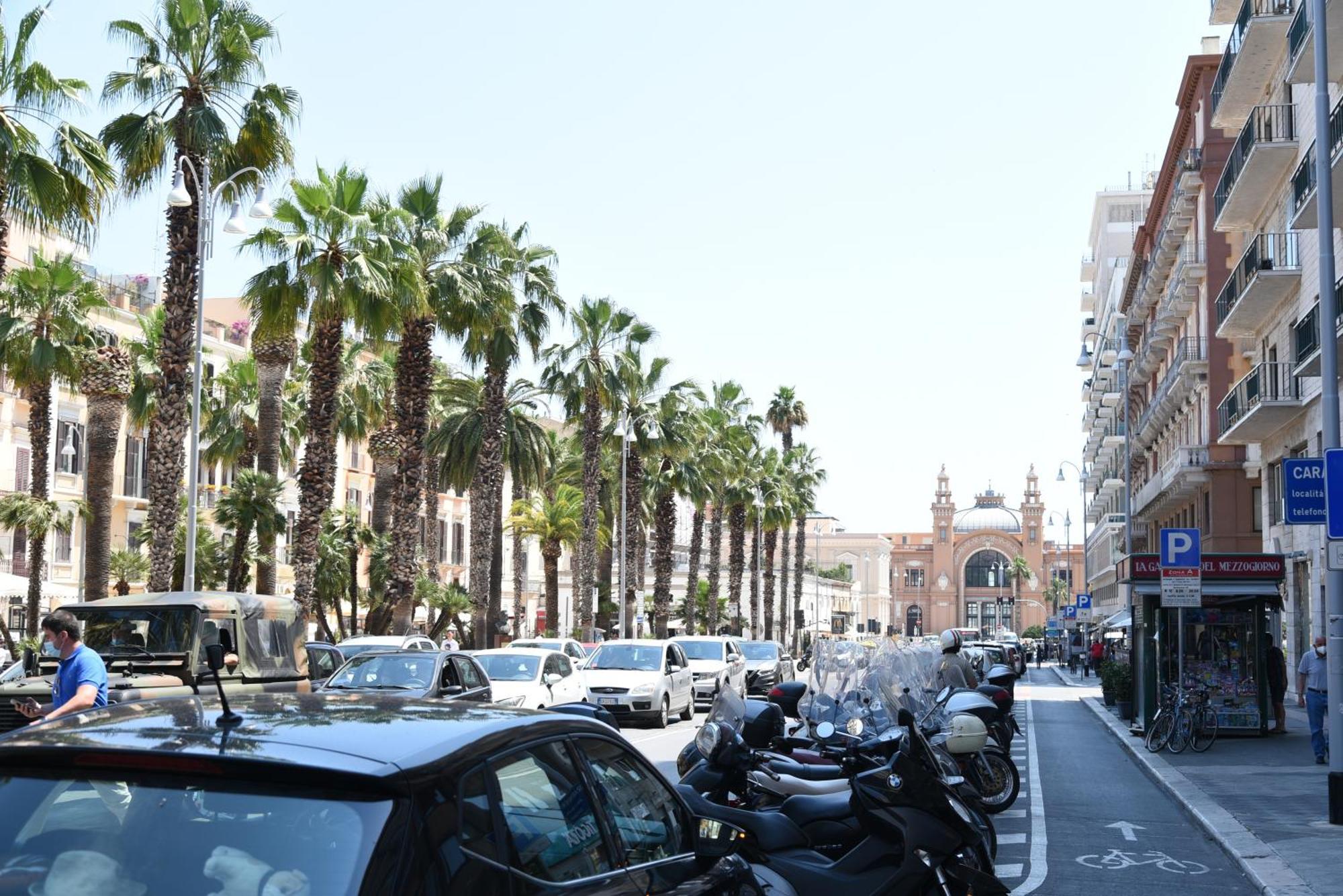 Corte Trecantaia 11 Holiday Hotel Bari Exterior foto